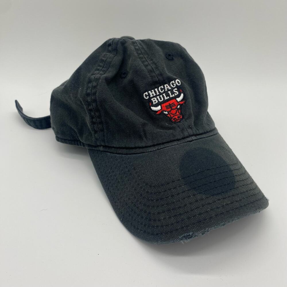 Mitchell & Ness Men's Black Chicago Bulls Chicago NBA Adjustable Cap Hat